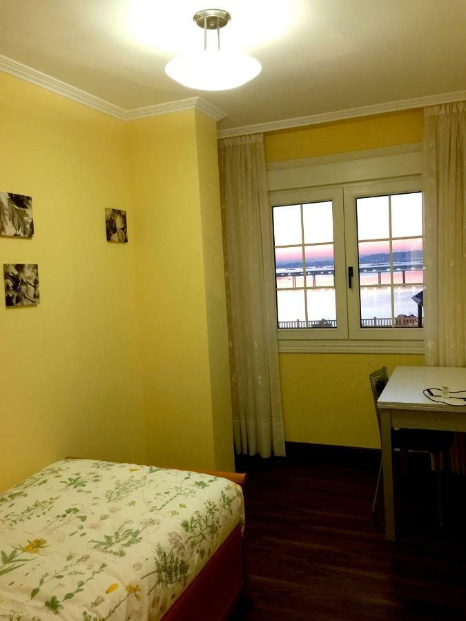 Apartamento Vilanova Daire Villanueva De Arosa Dış mekan fotoğraf